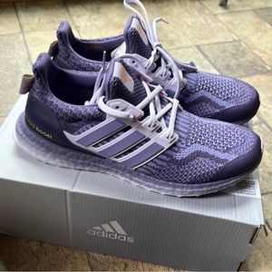 NWT Adidas Ultraboost, women’s size 10